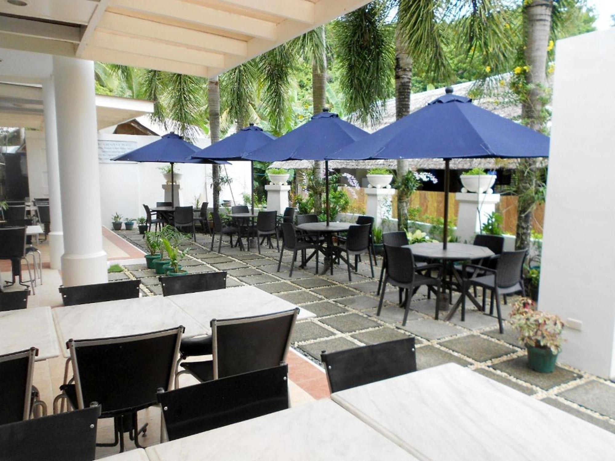 One Crescent Place Hotel Balabag  Exterior foto